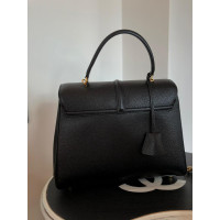 Céline 16 Bag Medium Leather in Black