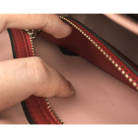 Valentino Garavani Handtasche aus Leder in Rosa / Pink