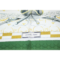 Hermès Scarf/Shawl Silk in Green