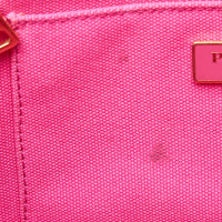 Prada Umhängetasche aus Canvas in Rosa / Pink