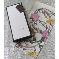 Gucci Scarf/Shawl Silk in White