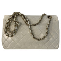 Chanel Classic Flap Bag Medium Leer in Wit