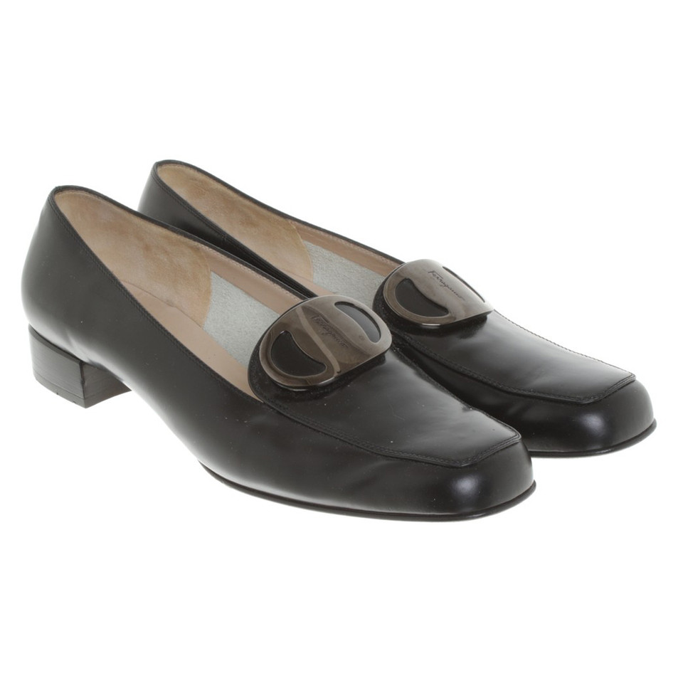 Salvatore Ferragamo pumps in black