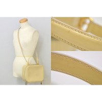 Gucci Shoulder bag Patent leather in Cream