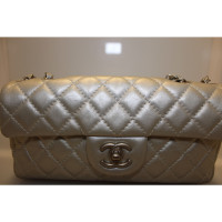 Chanel Flap Bag Leer in Zilverachtig