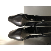 Versace Pumps/Peeptoes Leather in Black