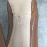 Miu Miu Pumps/Peeptoes Patent leather in Beige