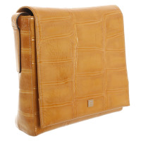Aigner Shoulder bag Patent leather in Ochre