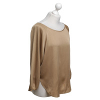 Vince top in gold