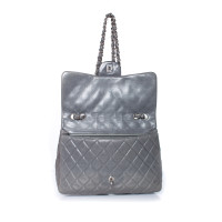Chanel Classic Flap Bag in Pelle in Grigio