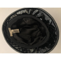 Burberry Hut/Mütze aus Lackleder in Schwarz