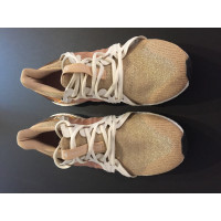 Adidas By Stella Mc Cartney Sneaker in Oro