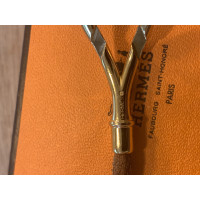 Hermès Armband Geelgoud in Bruin