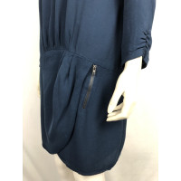 Bash Kleid aus Viskose in Blau