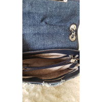 Michael Kors Handtasche aus Jeansstoff in Blau