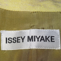 Issey Miyake Blazer in Gold