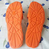 Miu Miu Sandalen in Oranje