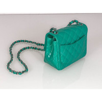Chanel Flap Bag en Cuir verni en Vert