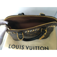 Louis Vuitton Alma PM32 Leather