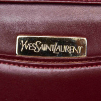 Yves Saint Laurent Umhängetasche aus Leder in Rot