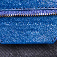 Proenza Schouler Clutch aus Leder in Blau