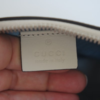 Gucci Umhängetasche aus Leder in Weiß
