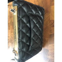 Chanel Handbag Leather in Black