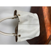 Lancel Umhängetasche aus Leder in Weiß