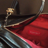 Chanel Gabrielle aus Leder in Schwarz
