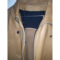 Fendi Jacket/Coat Leather in Beige
