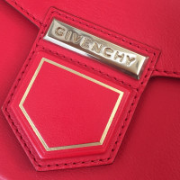 Givenchy Handtasche aus Leder in Rot