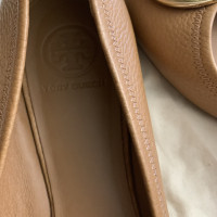 Tory Burch Slippers/Ballerinas Leather in Beige