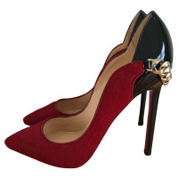 Christian Louboutin Pigalle Leather in Bordeaux