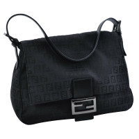 Fendi Baguette Bag aus Canvas in Schwarz