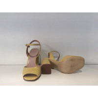 Max Mara Sandals Leather in Yellow