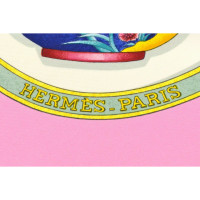 Hermès Carré 90x90 en Soie en Rose/pink
