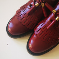 Tod's Schnürschuhe aus Leder in Bordeaux