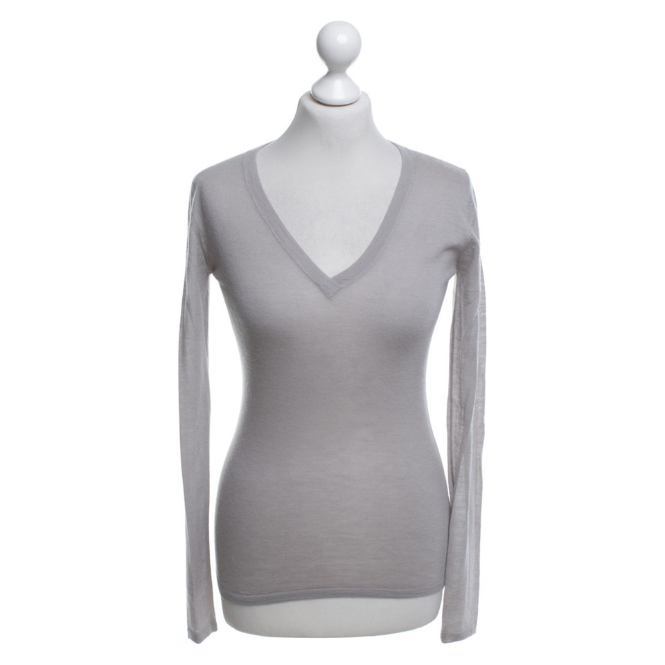 Dear Cashmere Thin cashmere sweater in grey