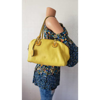 Loewe Handbag Leather in Yellow