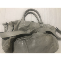 Balenciaga City Bag aus Leder in Grau