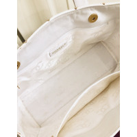 Chanel Tote bag in Pelle in Bianco