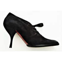 Dkny Scarpe stringate in Pelle scamosciata in Nero