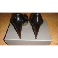 Alexander McQueen Pumps/Peeptoes Patent leather in Black
