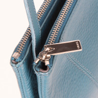Vince Shoulder bag Leather in Turquoise