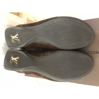 Louis Vuitton Chaussures à lacets en Cuir en Marron