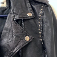 Pinko Jacke/Mantel aus Leder in Schwarz