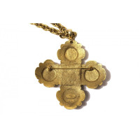 Chanel Cross necklace-brooch