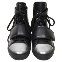 Pinko Chaussures à lacets en Cuir en Noir
