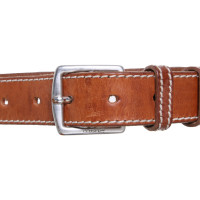 Closed Belt Leather in Brown