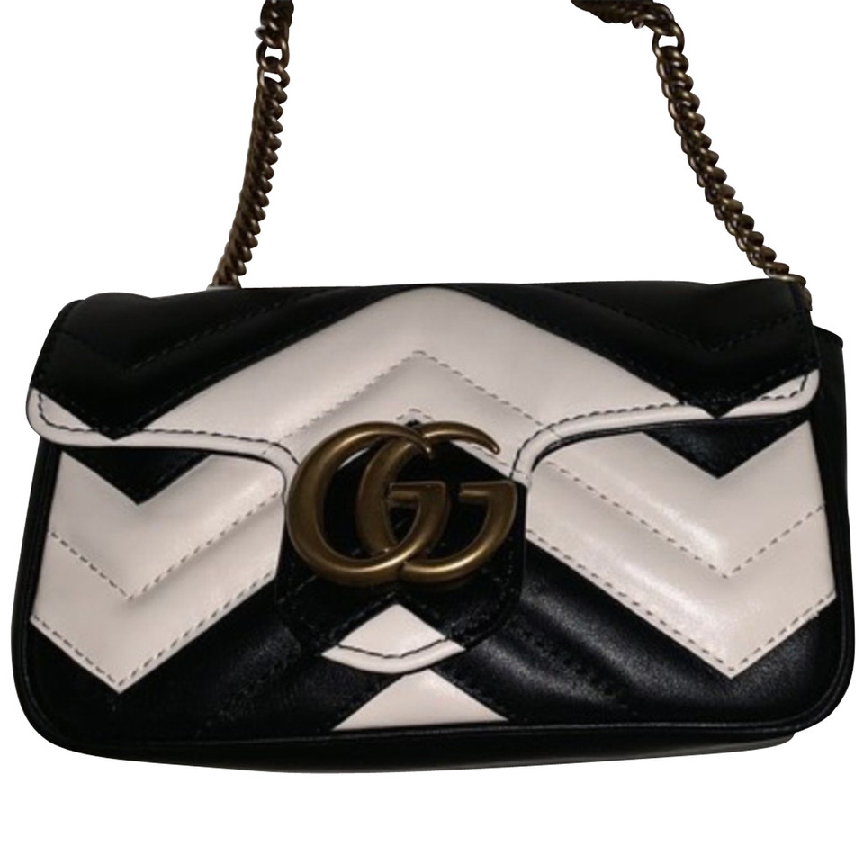 Gucci GG Marmont Flap Bag